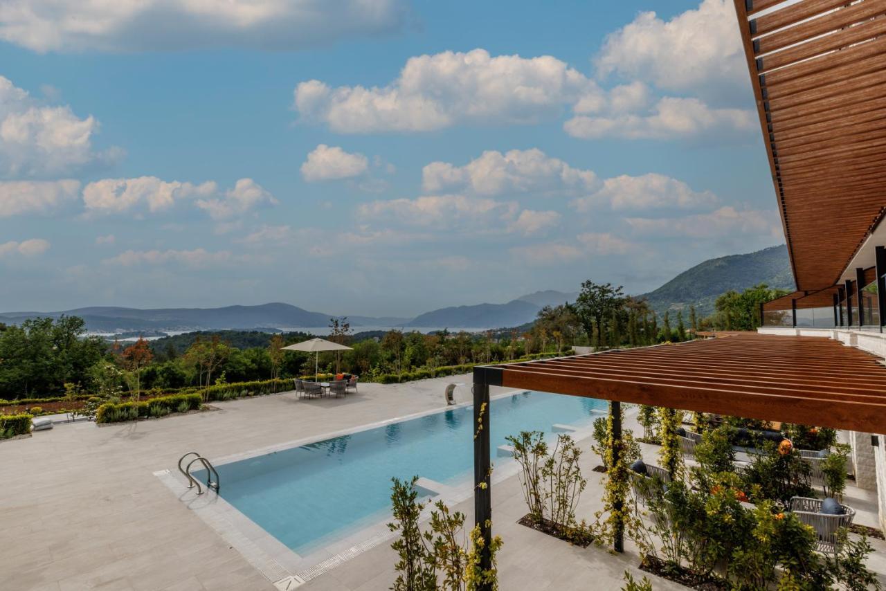 Montenegro Lodge Tivat Exterior photo