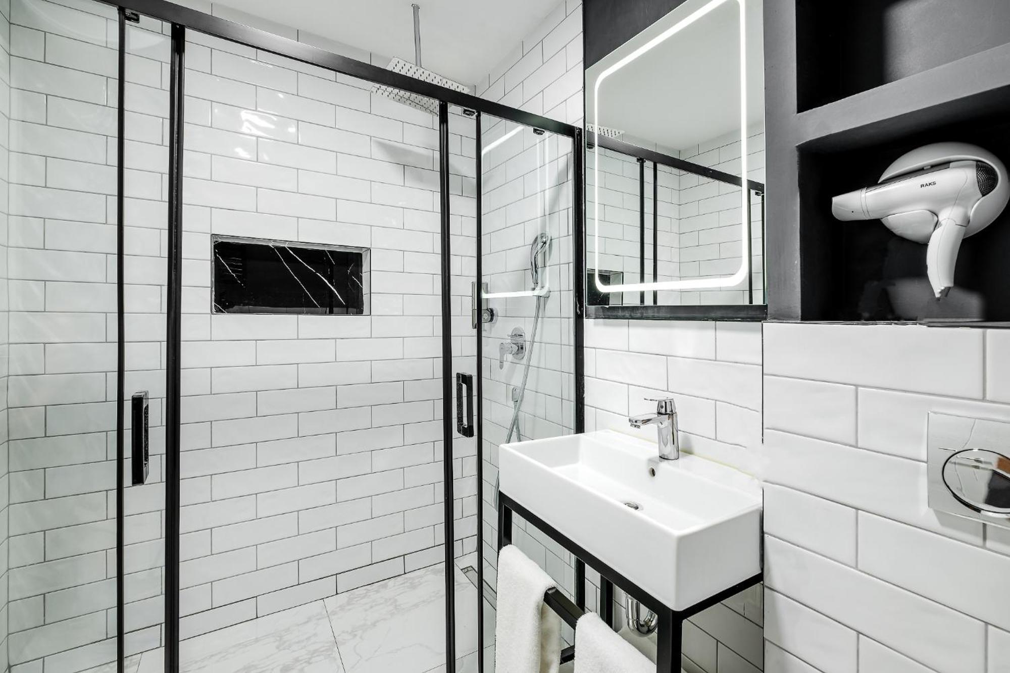 Montenegro Lodge Kavac Room photo Bathroom