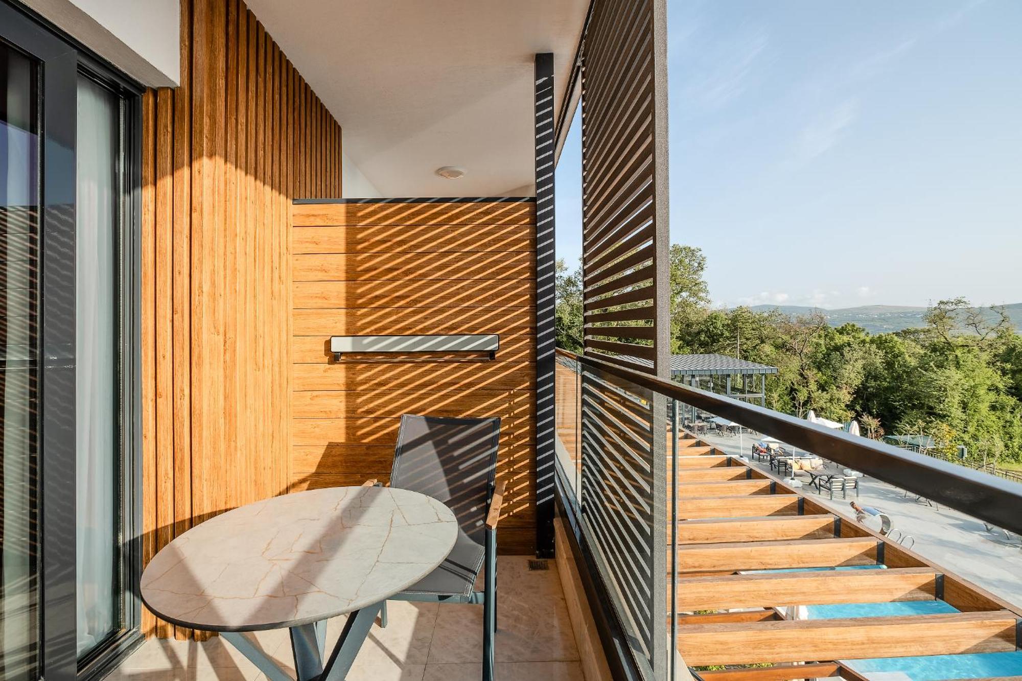 Montenegro Lodge Kavac Room photo A balcony