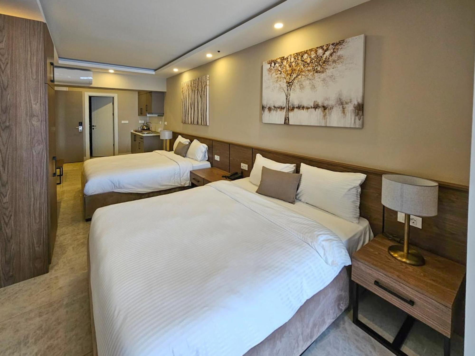 Montenegro Lodge Kavac Room photo Deluxe Family Room